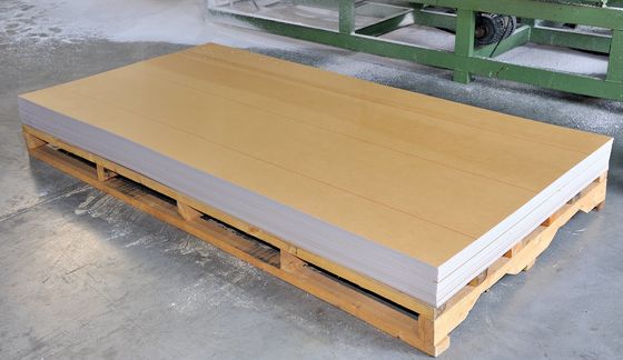 OLEG 외관 내부 아크릴 시트 절단 UV 인쇄 굽은 레이저 절단